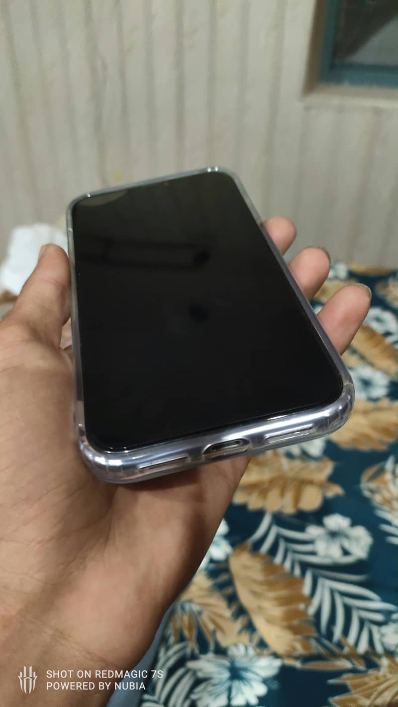 Apple iPhone 11 2