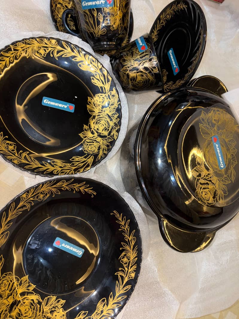 Marble dinner set 2