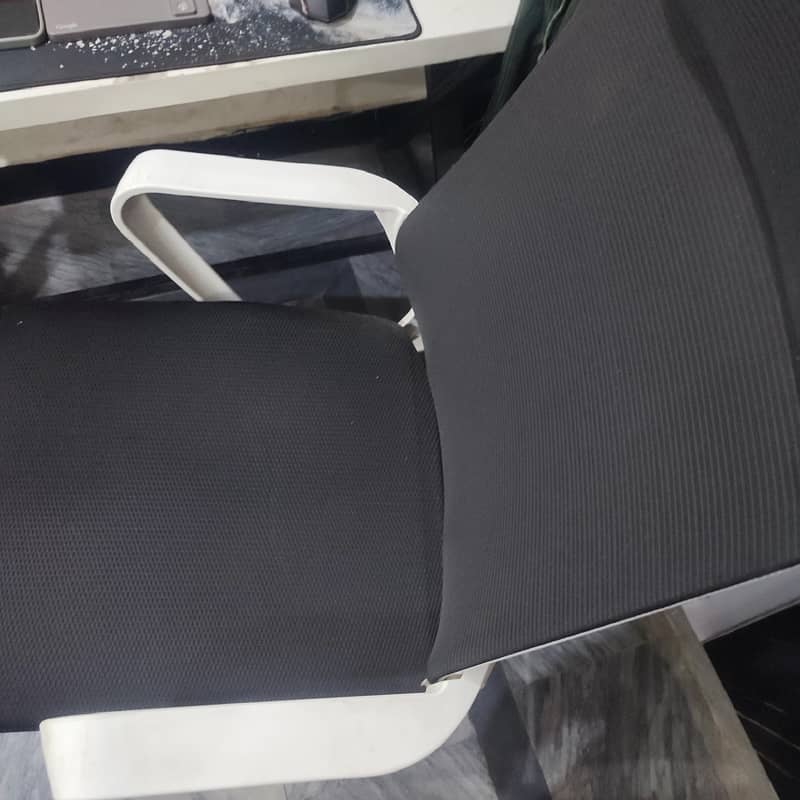Gaming Setup Chair 2
