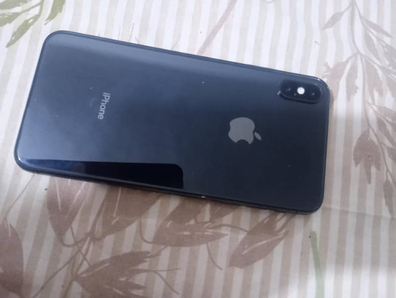 Apple iPhone XS Max 0