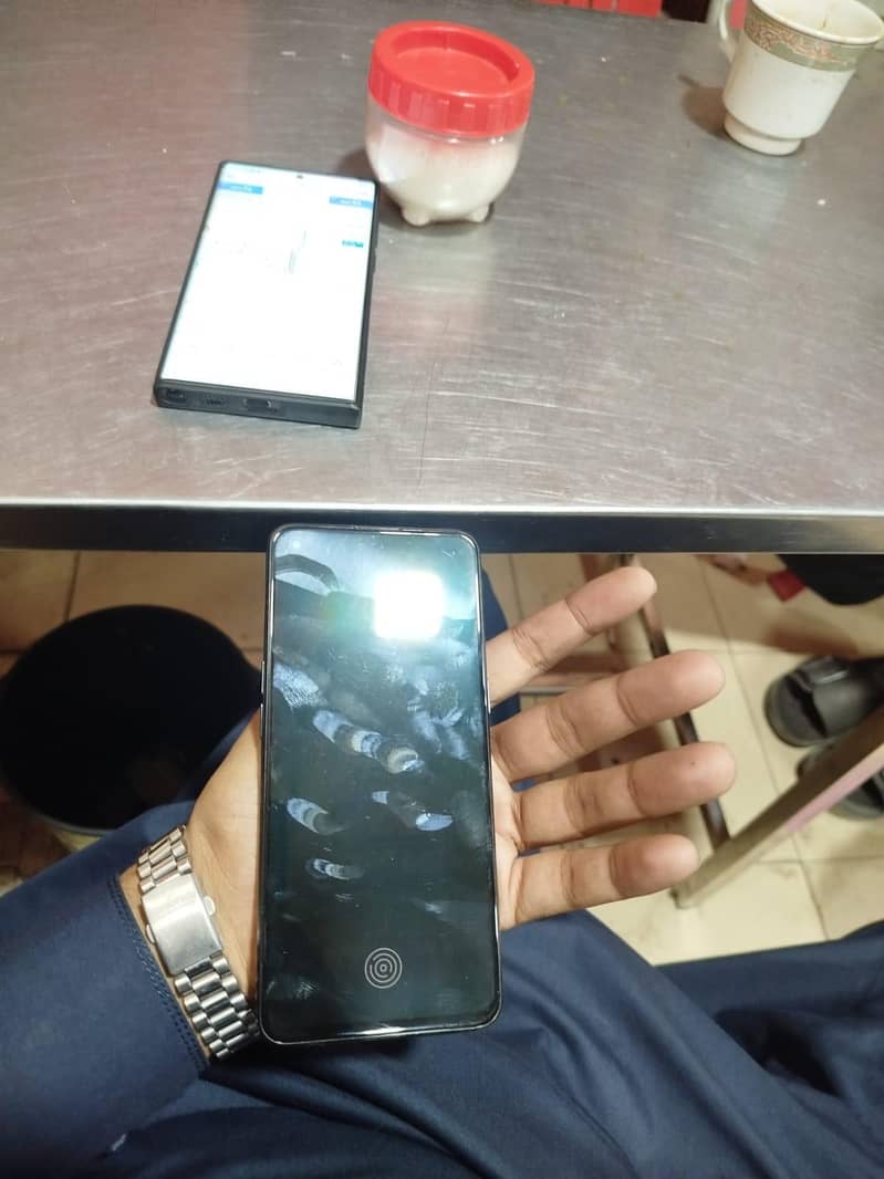 Oppo Reno 5 10