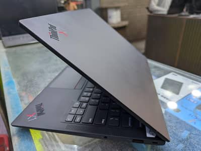 Lenovo X1 Carbon Gen 11