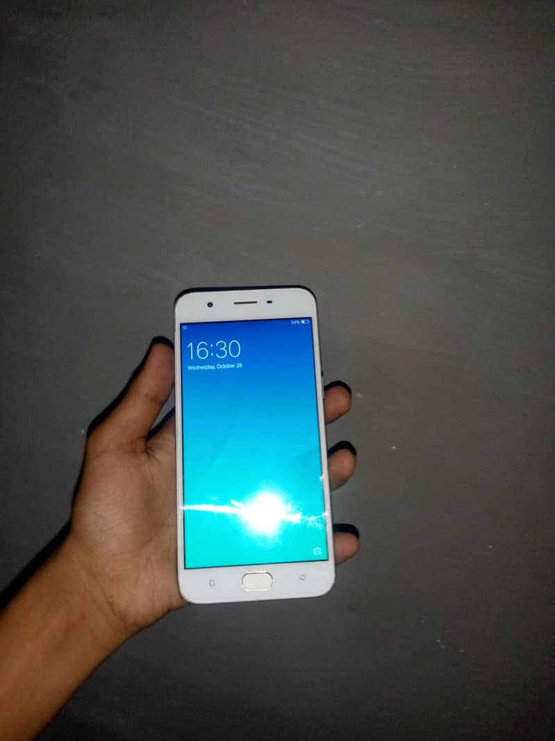 OPPO A57 1