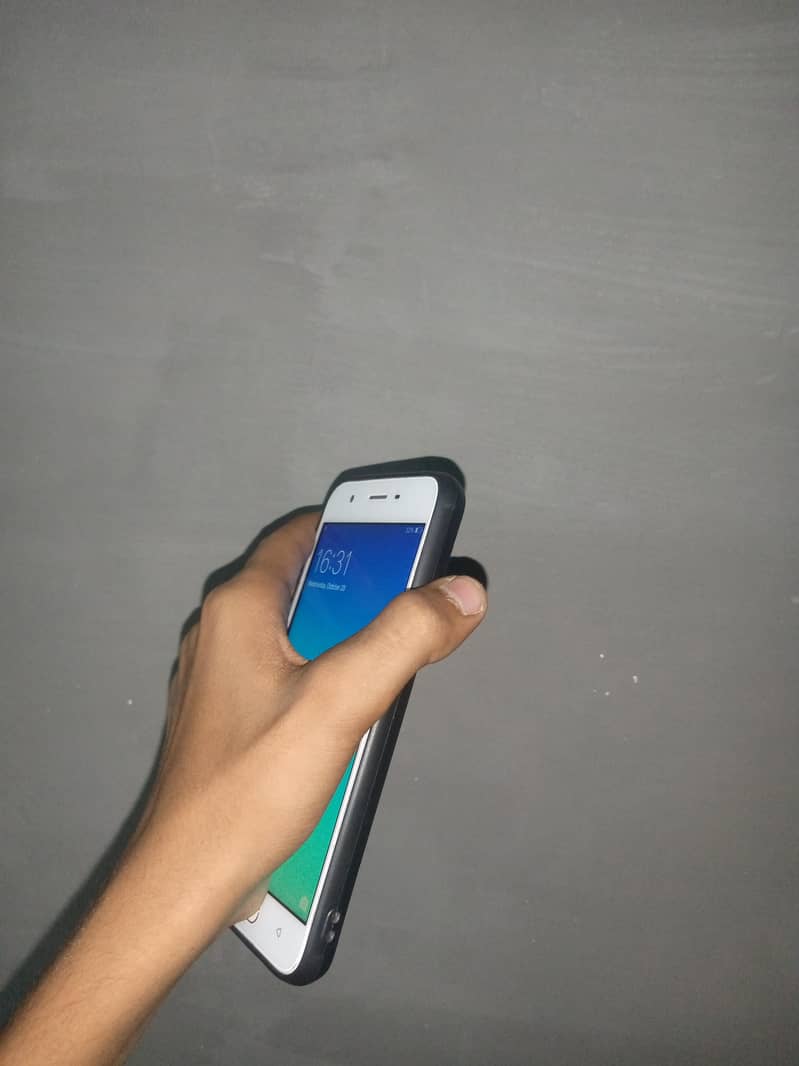 OPPO A57 2