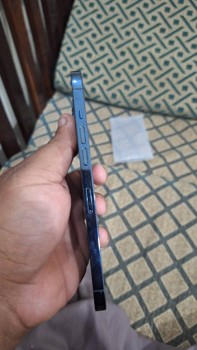 Apple iPhone 12 Pro Max 7