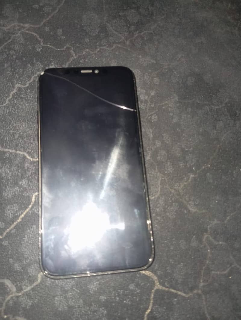 Apple iPhone 11 Pro 7