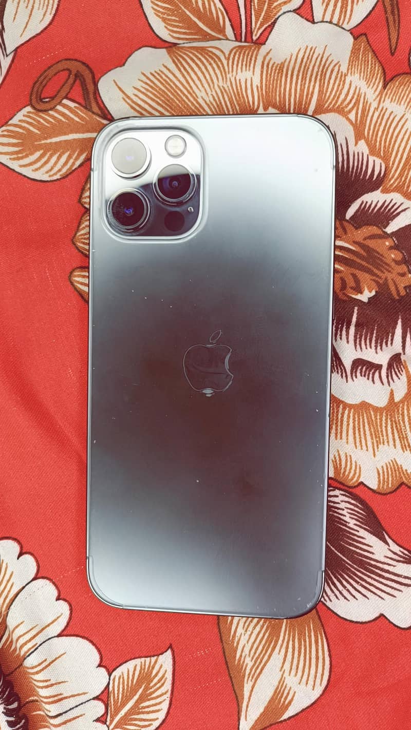 Apple iPhone 12 Pro 4