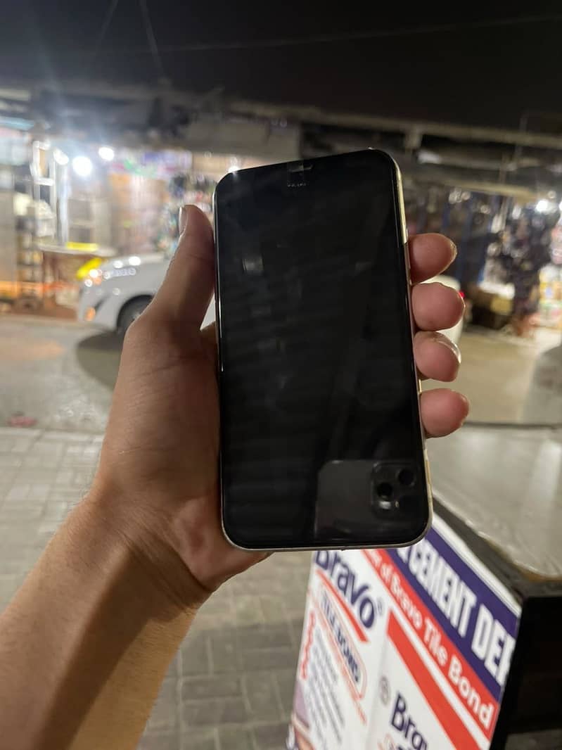 iPhone 11 1