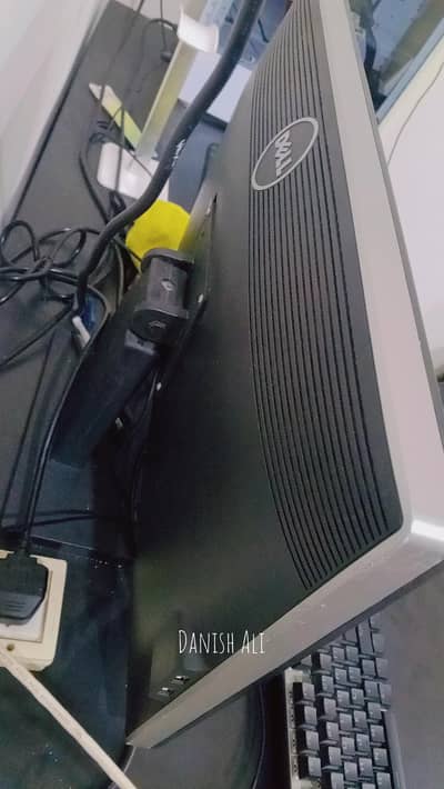Dell 24 Inch IPS Monitor