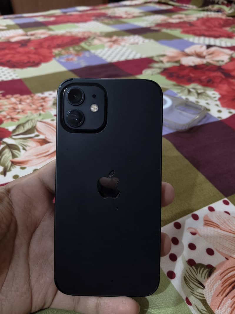 Apple iPhone 12 0