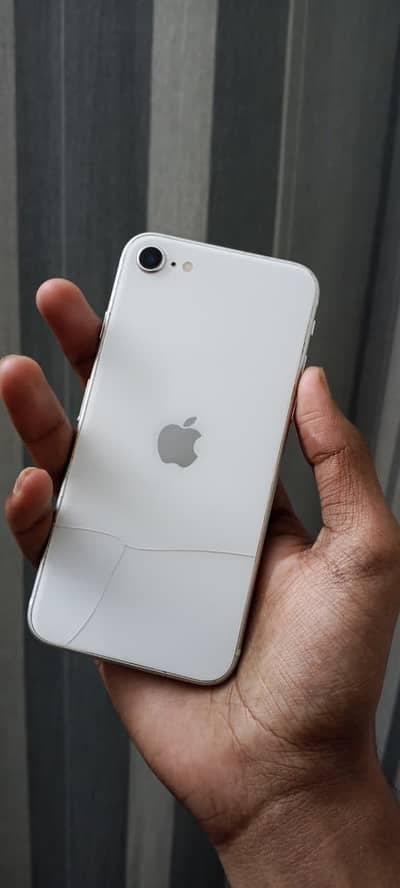 Apple iPhone SE 2020 jv