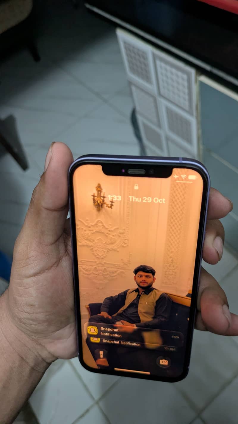 Apple iPhone 12 3