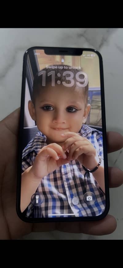 Apple iPhone 12