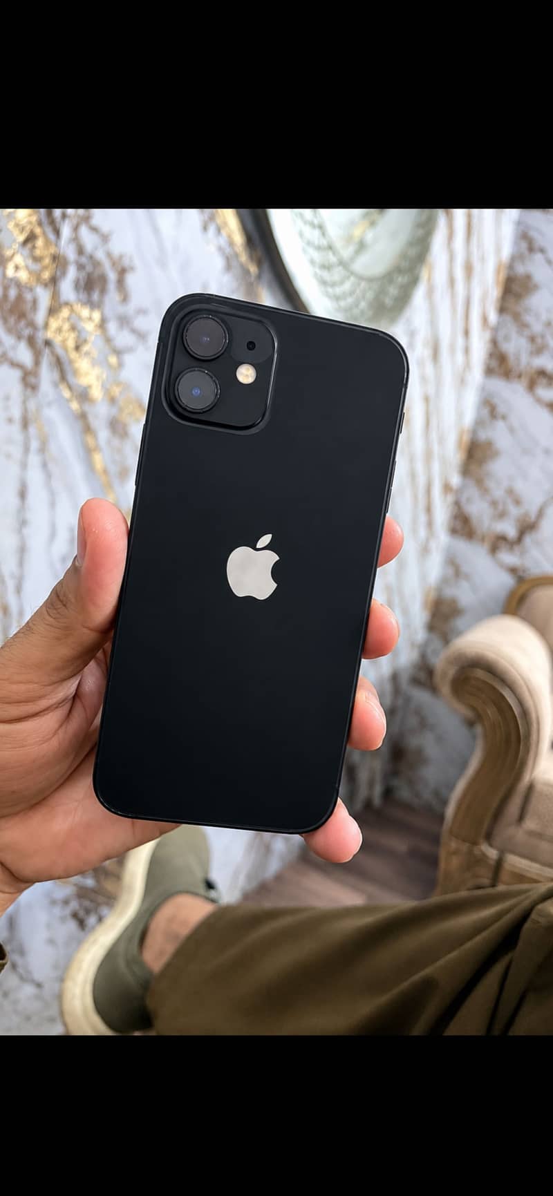 Apple iPhone 12 1