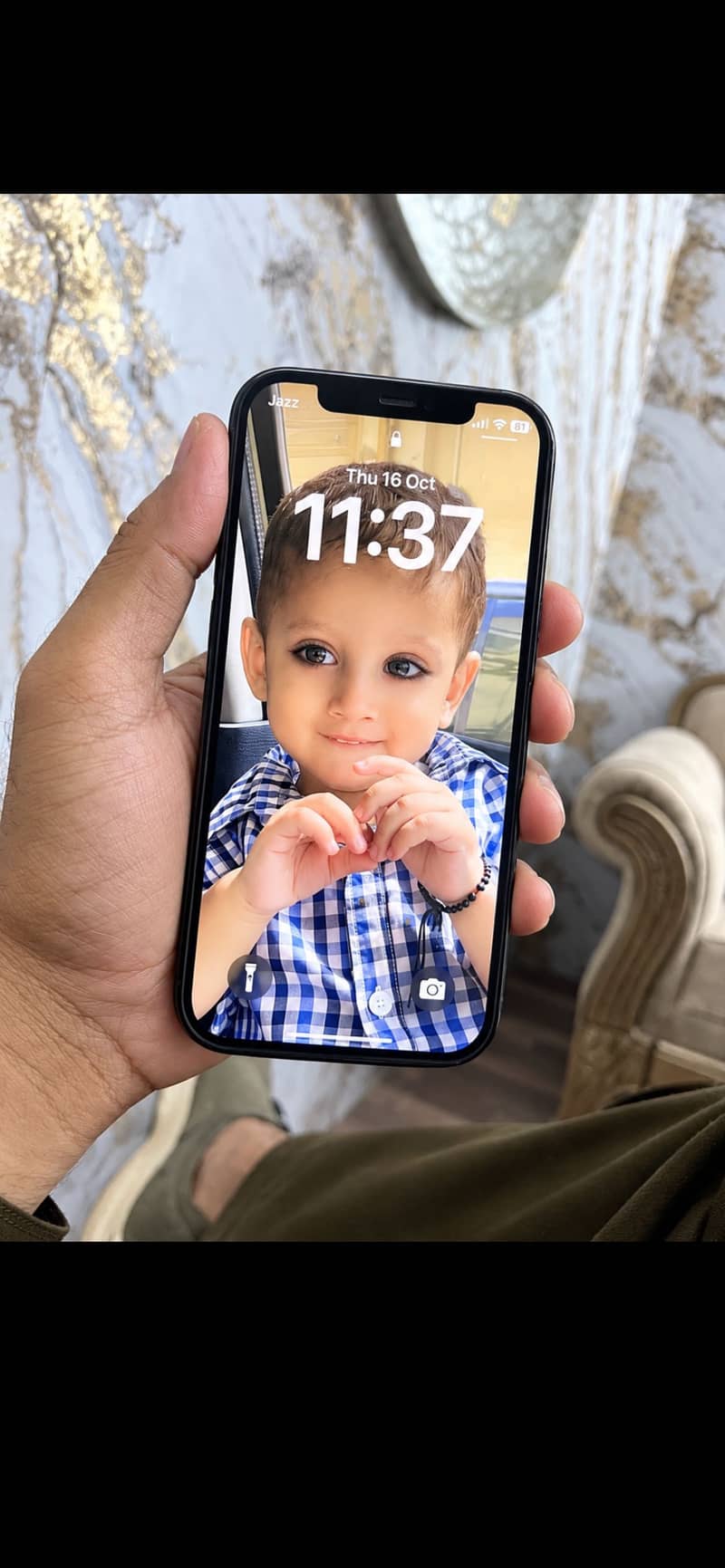 Apple iPhone 12 4
