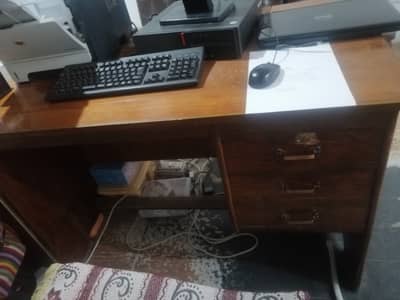 Office table