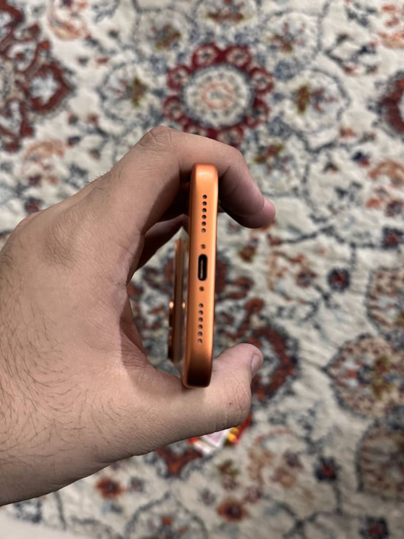 iPhone 17 Pro Max 5