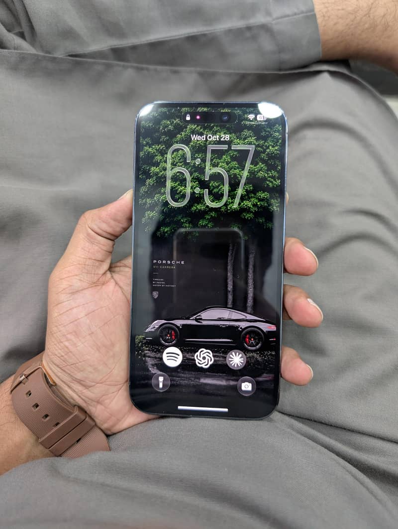 Apple iPhone 14 Pro Max 1