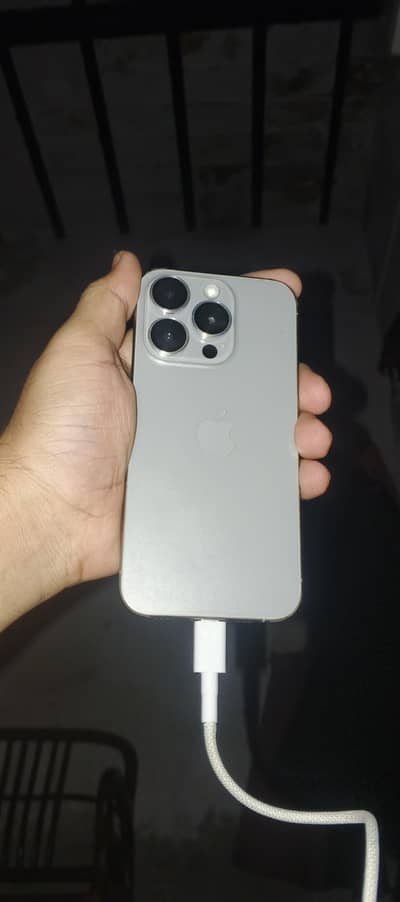 Apple iPhone 15 Pro