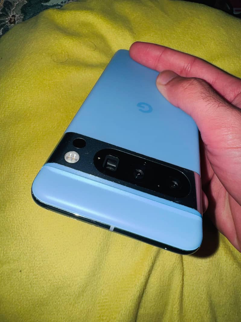 Google Pixel 8 Pro 11