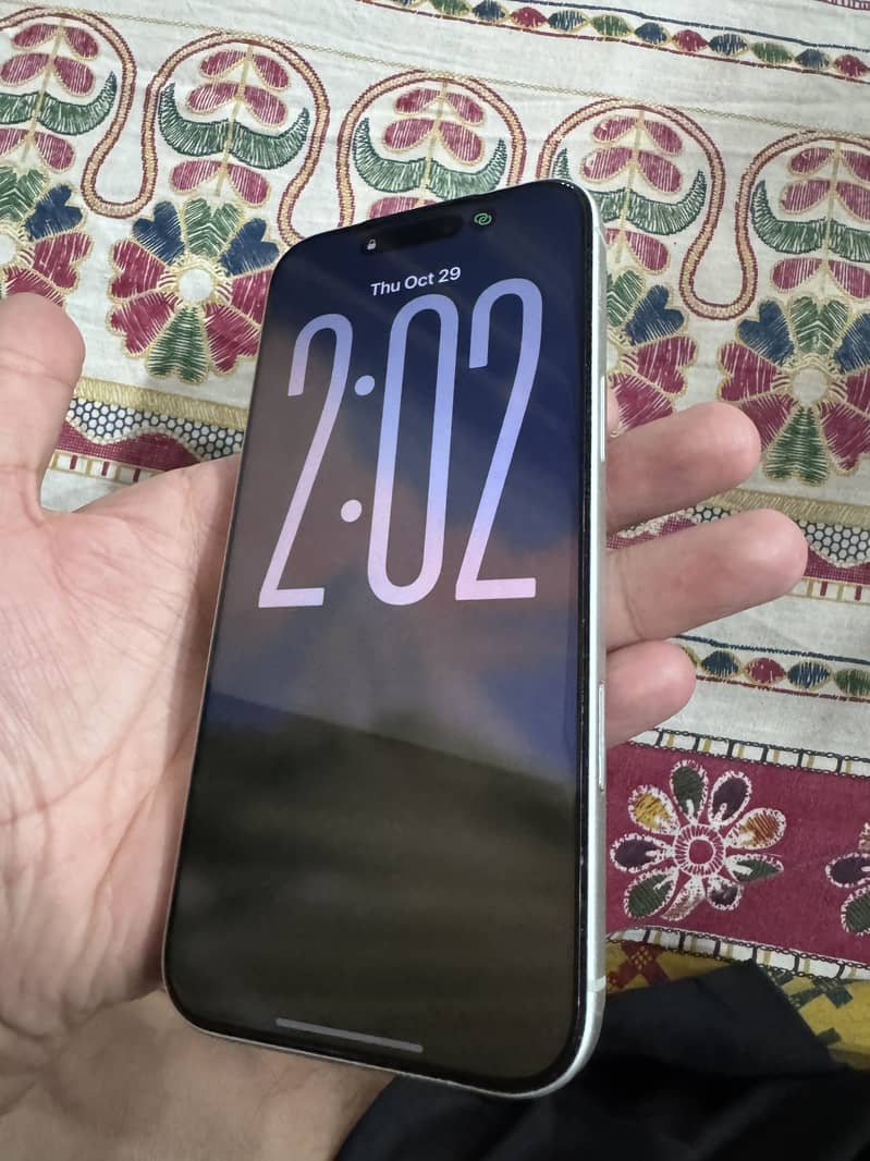 Apple iPhone 17 Pro Max 2