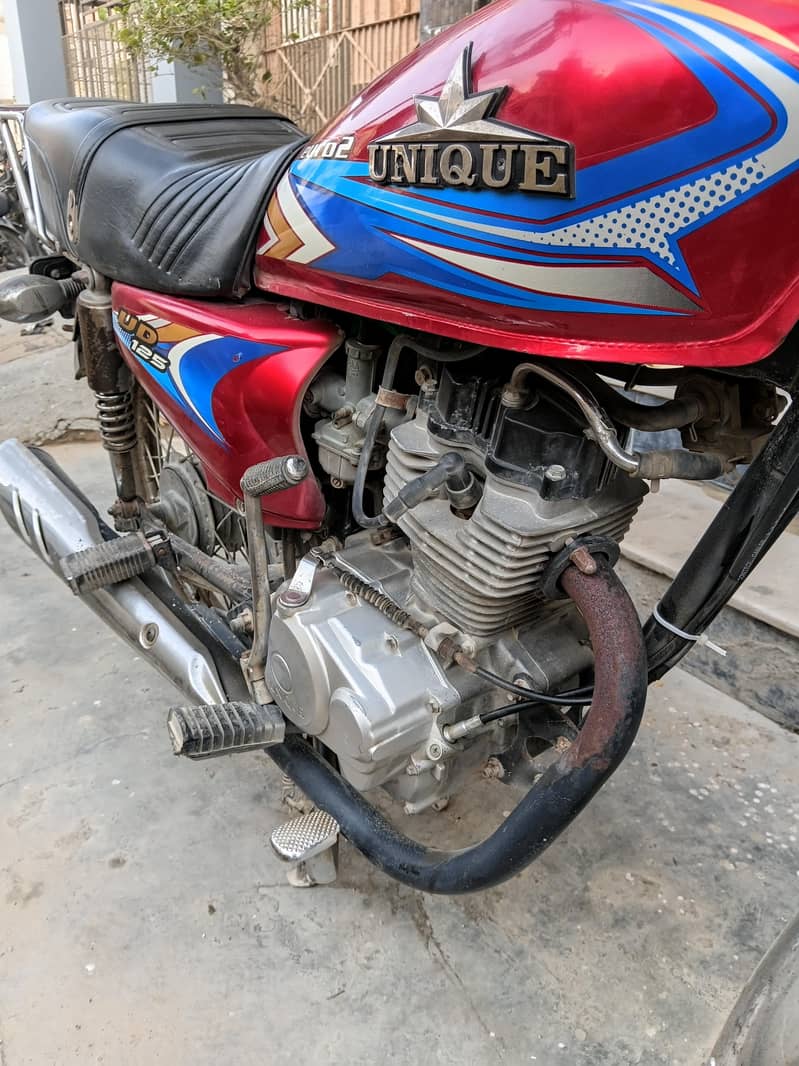 unique 125 1