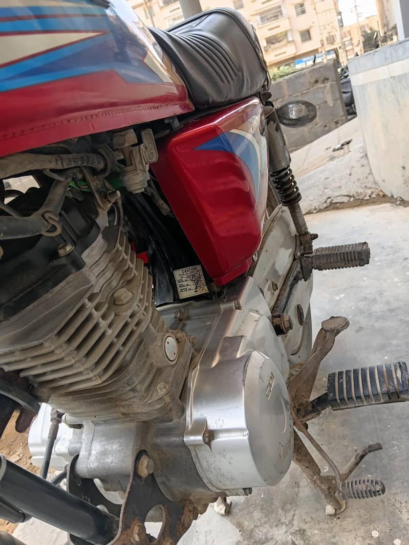 unique 125 5