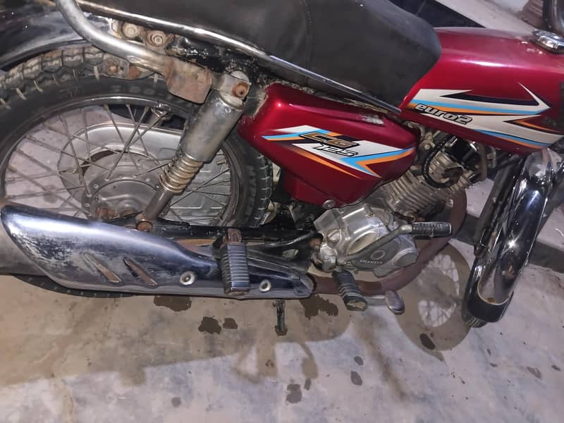 unique 125 6