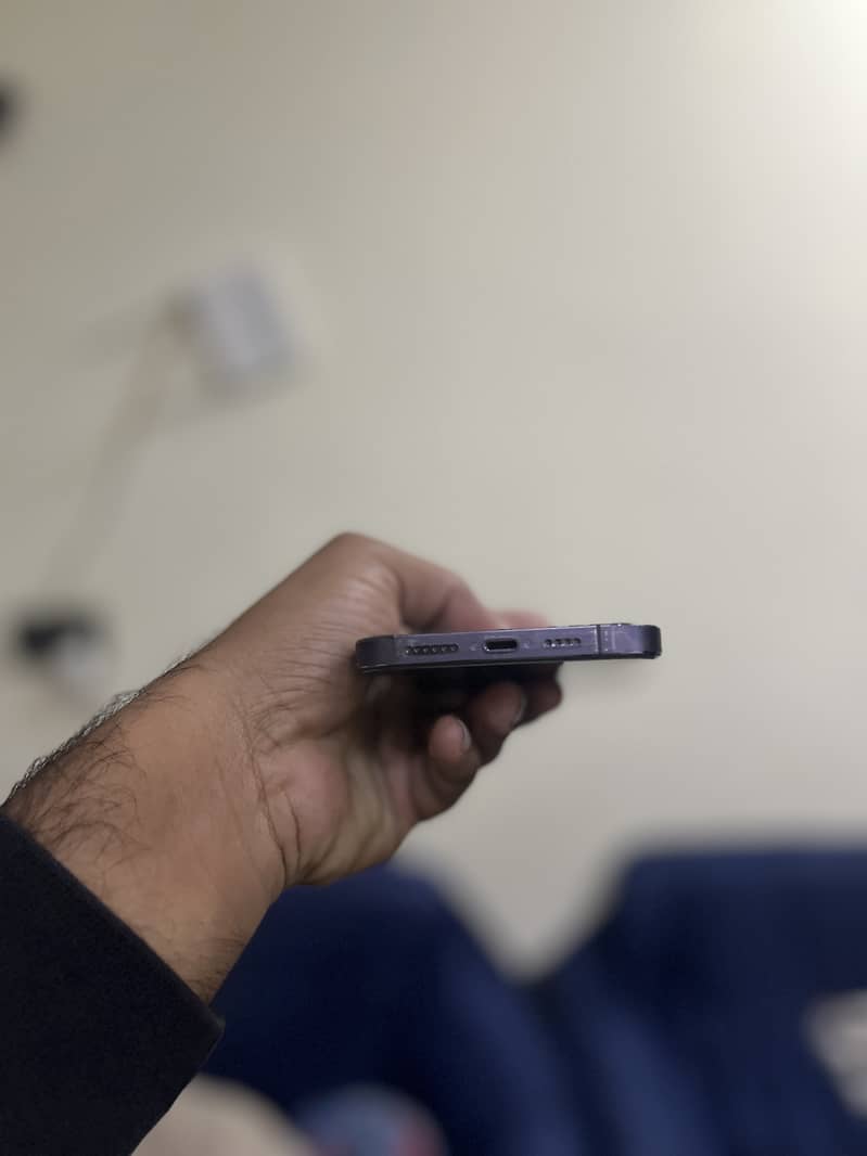 Apple iPhone 14 Pro Max 4