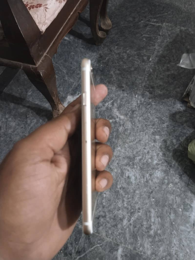Apple iPhone 6 0
