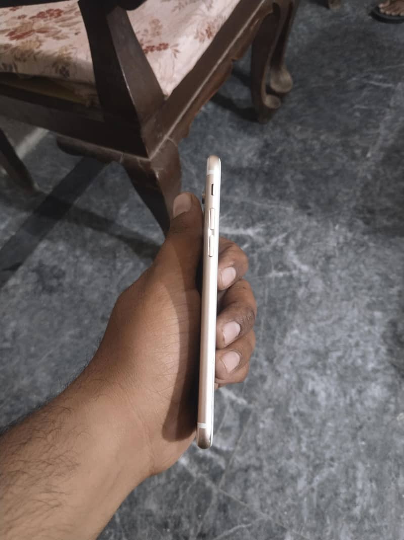 Apple iPhone 6 1