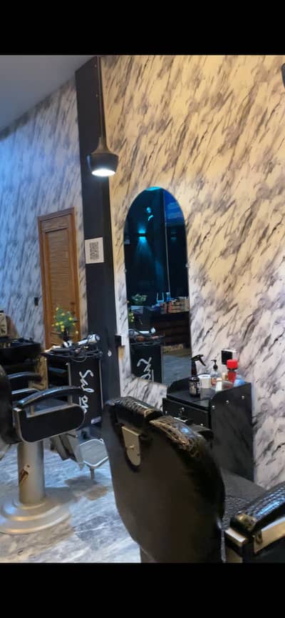 Female staff boy salon