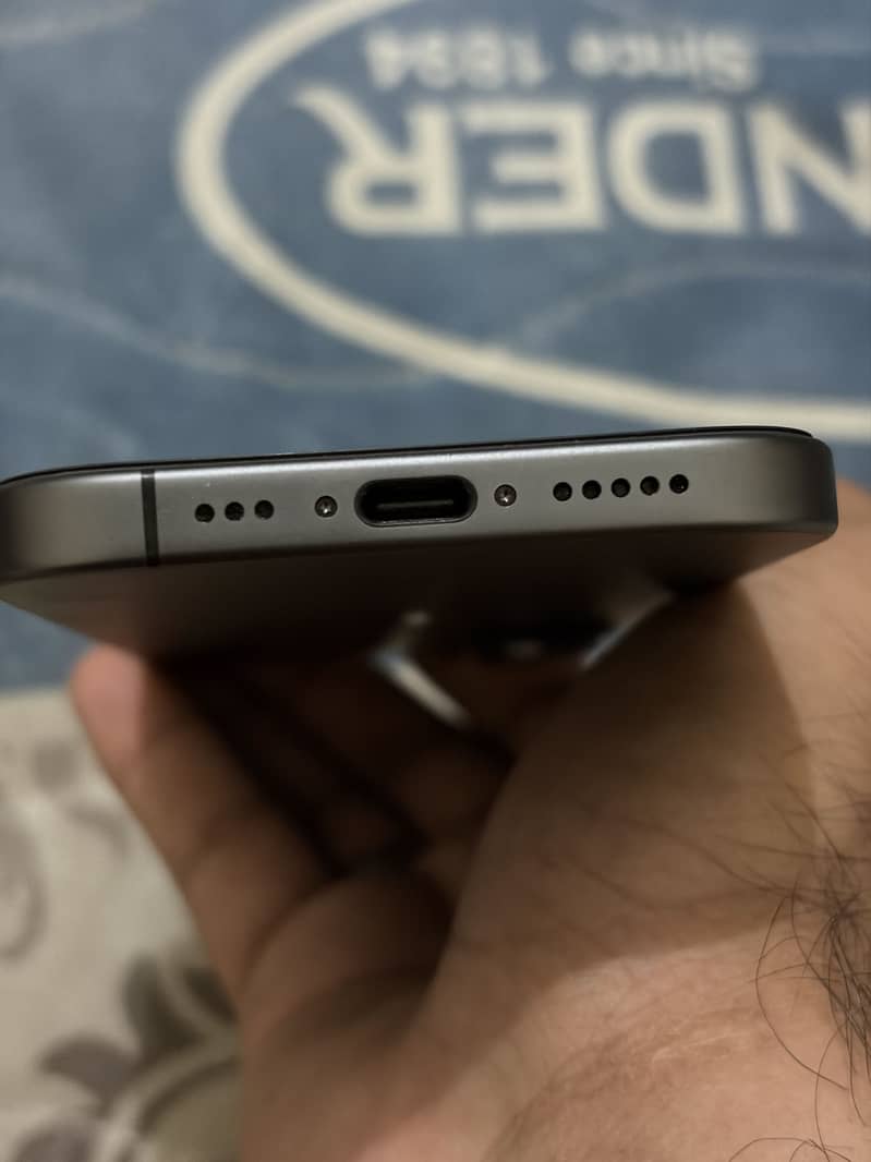 Apple iPhone 17 sim lock 2