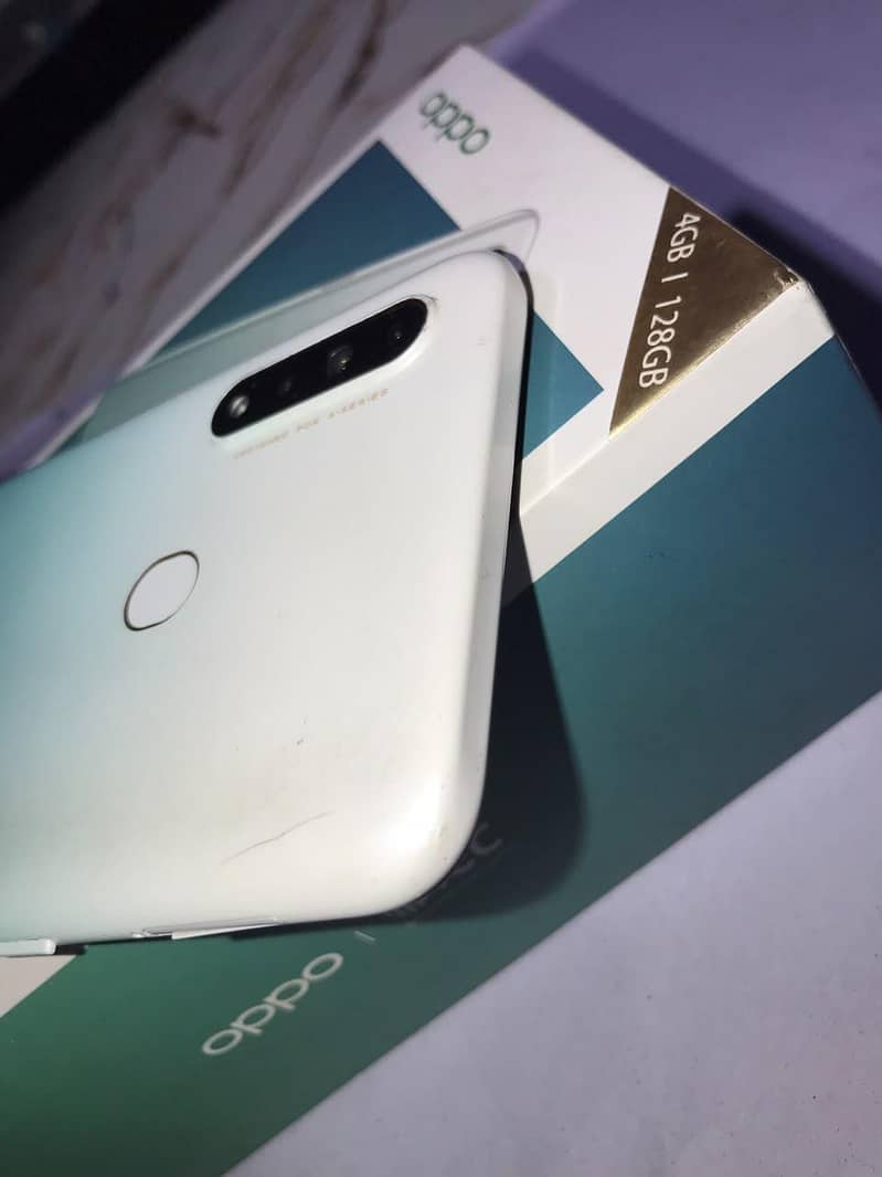 OPPO A31 4