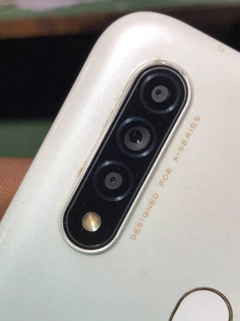 OPPO A31 6