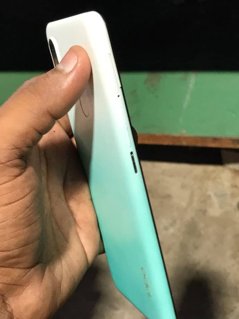 OPPO A31 7