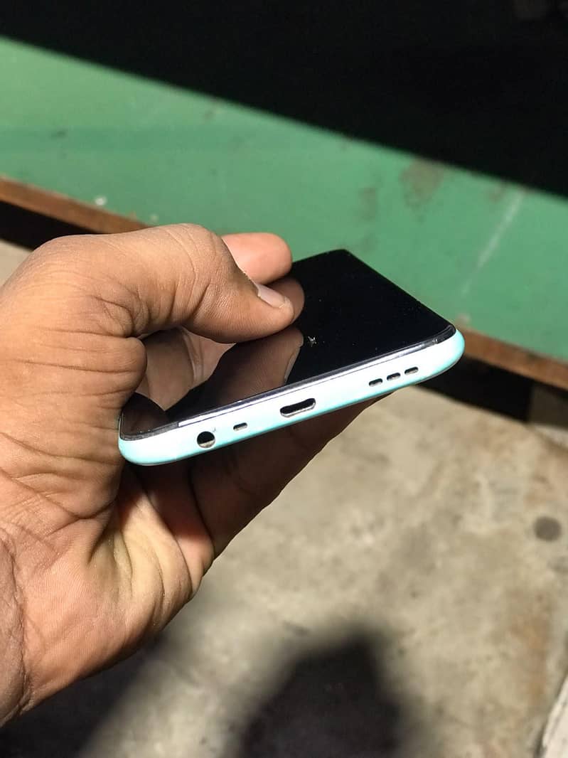 OPPO A31 10