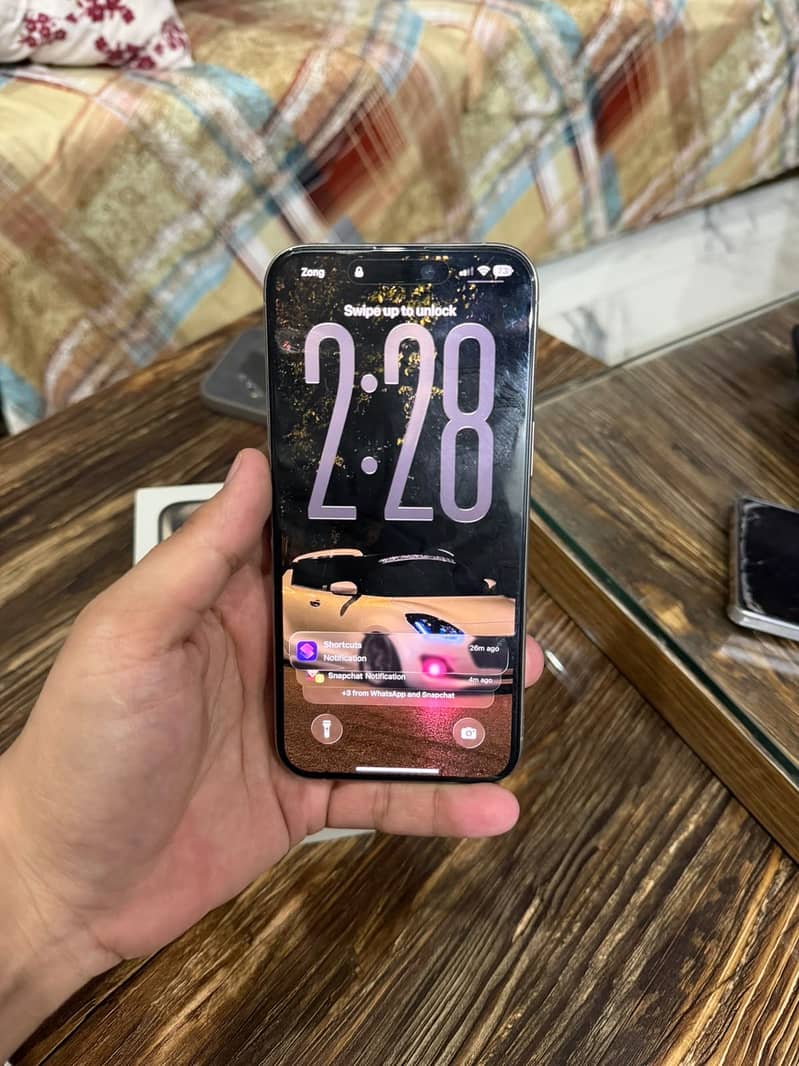 Apple iPhone 15 Pro Max 1