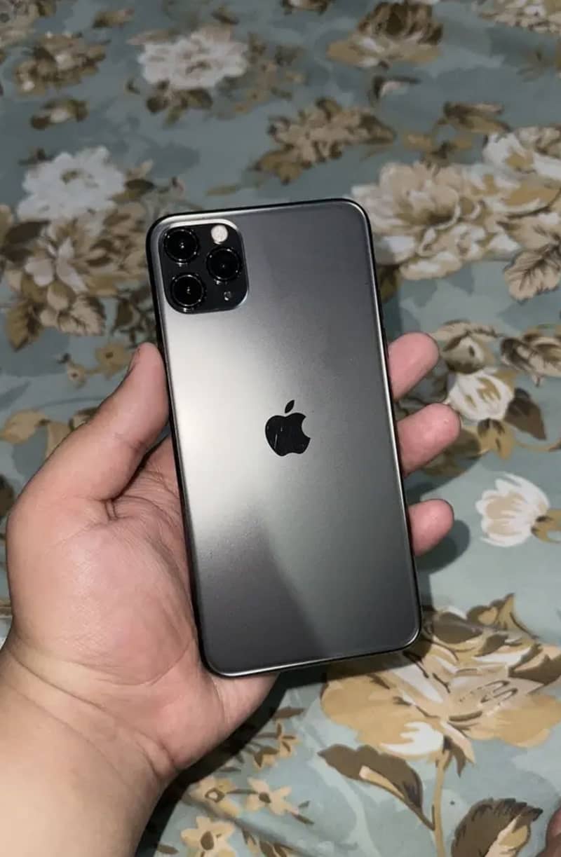 IPhone 11 Pro Max 0