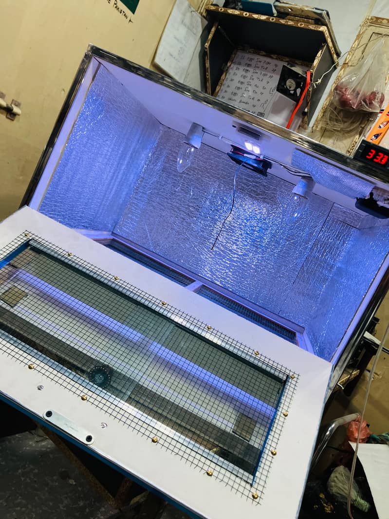 Brooder / chicks brooder  / chicks machine  / eggs incubator 2