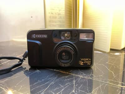kyocera yashika EZ zoom 70