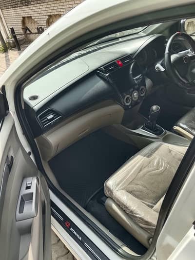 Honda city 1.3 i-VTEC 2018 TOTAL GENIUNE BODY FAMILY USED CAR