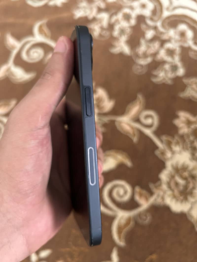 Apple iPhone 14 2