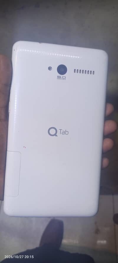 Q tab 2sims 8gb storage + memory card