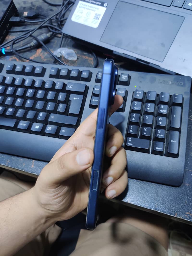 Apple iPhone 17 Pro Max 2