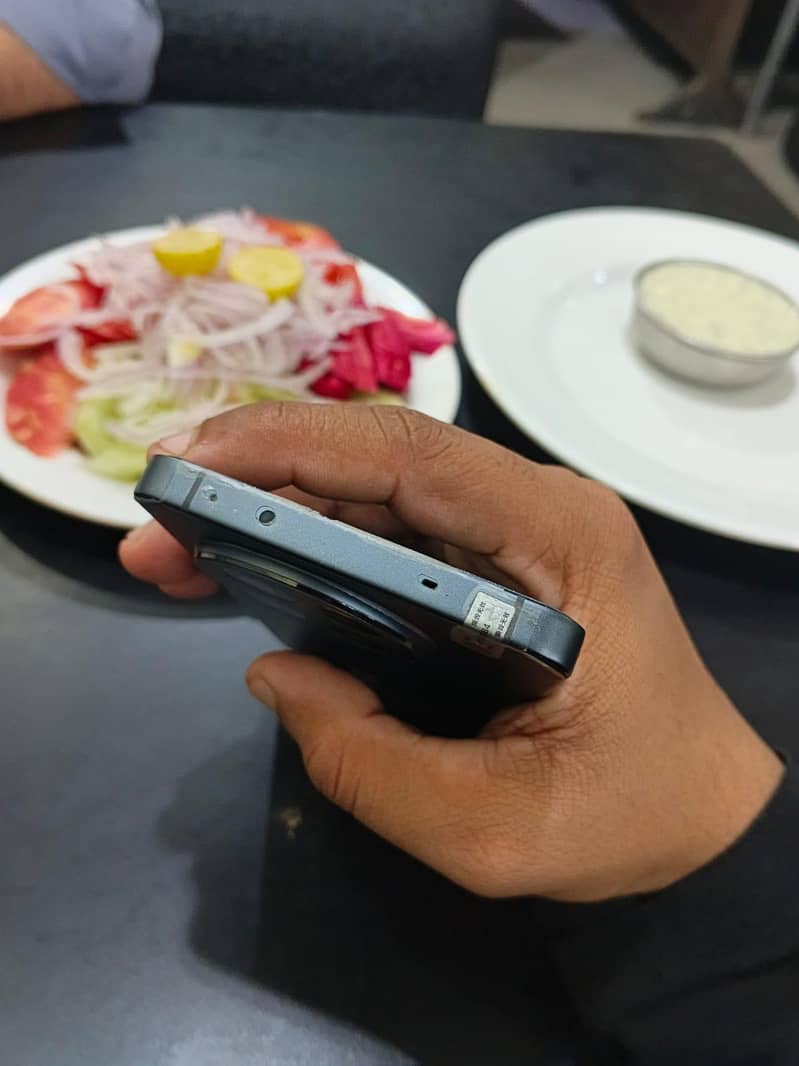 One Plus 13R 4