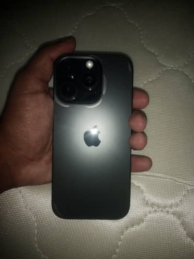 Apple iPhone 16 Pro