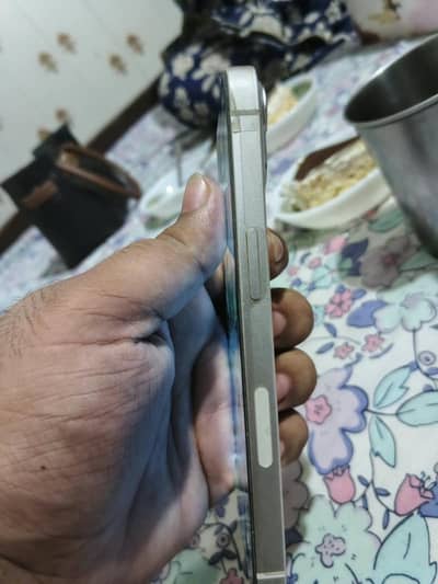Apple iPhone 13 JV