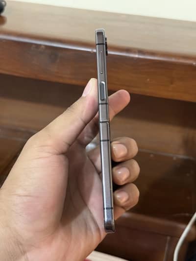 Samsung Mobile Z Flip 5 512gb