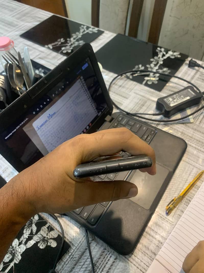 Google Pixel 7 4